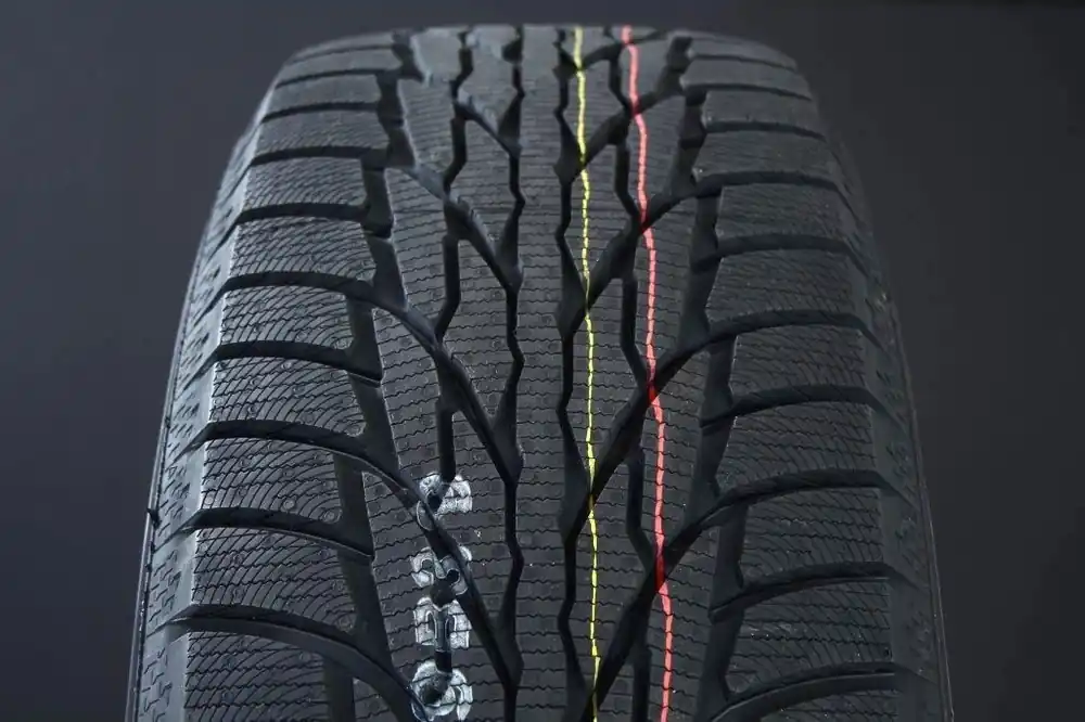 Premium 245/55R19 KUMHO WS51 FRIKTION
