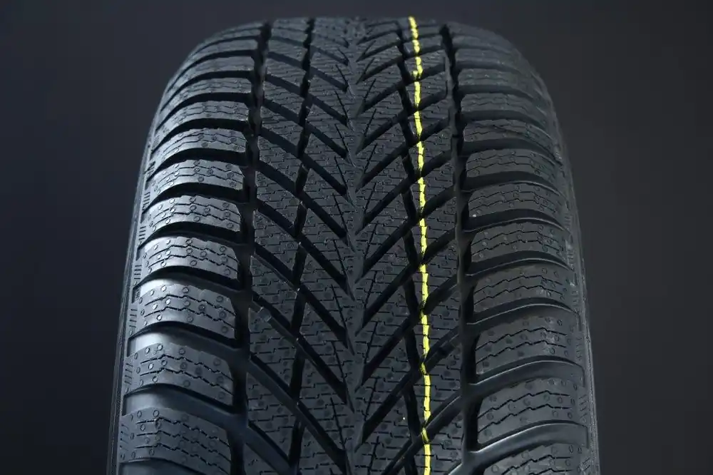 Endast denna vecka 255/50R19 NOKIAN WR SNOWPROOF 2 SUV FRIKTION