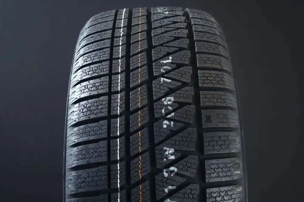285/45R19 KUMHO WINTERCRAFT WS71 FRIKTION Rabatter