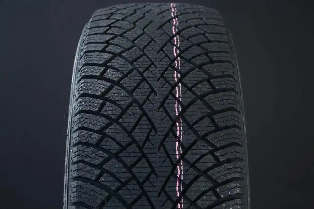 Populärt val 275/50R20 NOKIAN HAKKAPELIITTA R5 SUV FRIKTION
