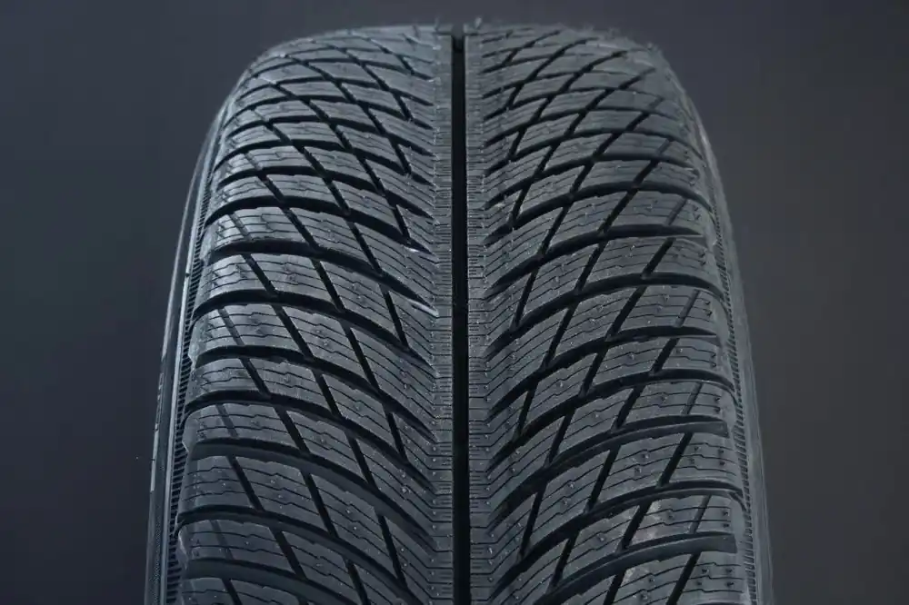 285/40R20 MICHELIN PILOT ALPIN 5 FRIKTION Endast denna vecka