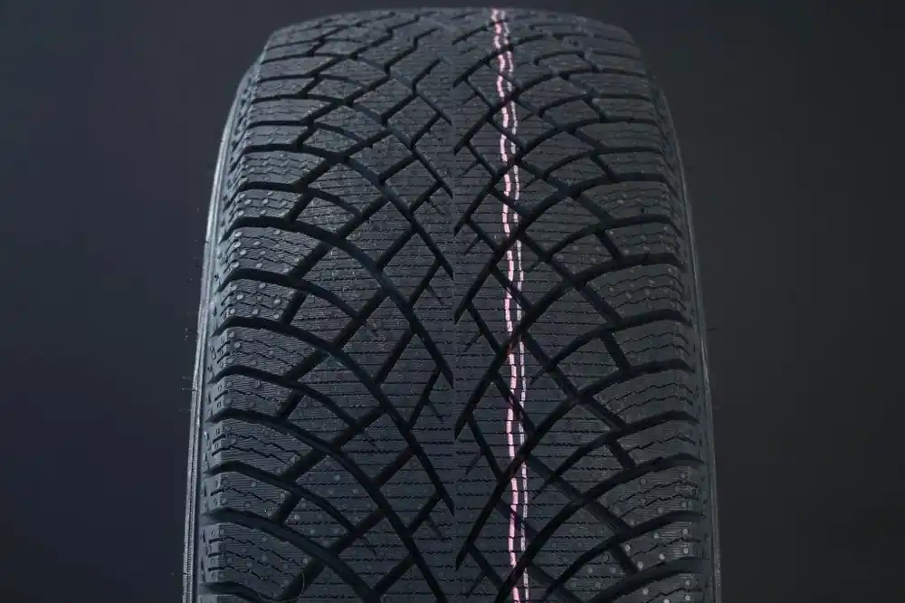 285/40R20 NOKIAN HAKKAPELIITTA R5 SUV FRIKTION DOT2022 Begränsat antal