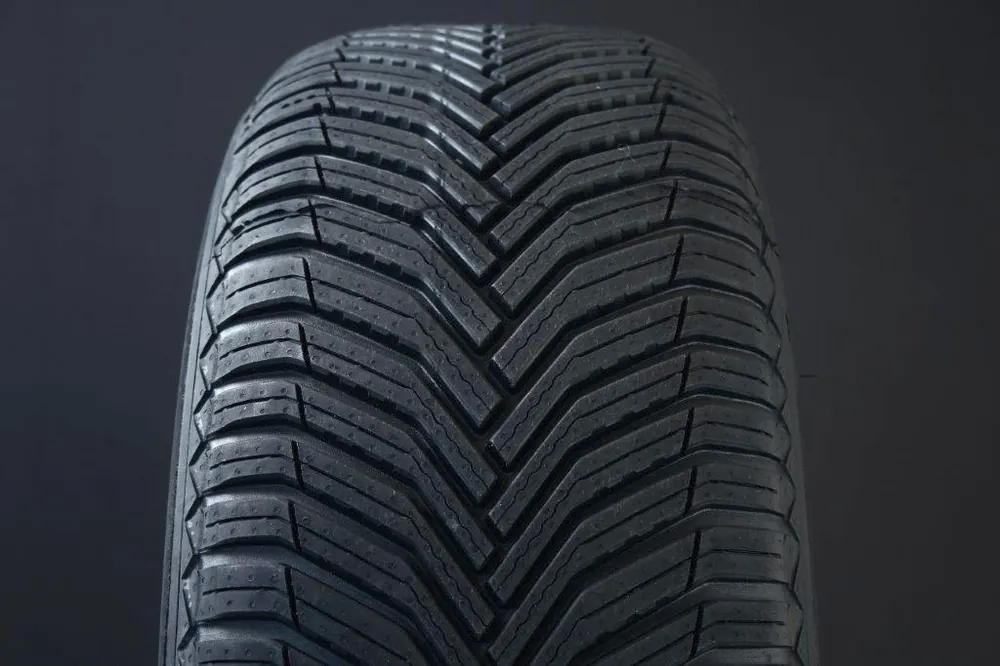 185/60R14 Michelin CrossClimate+ Kundfavorit