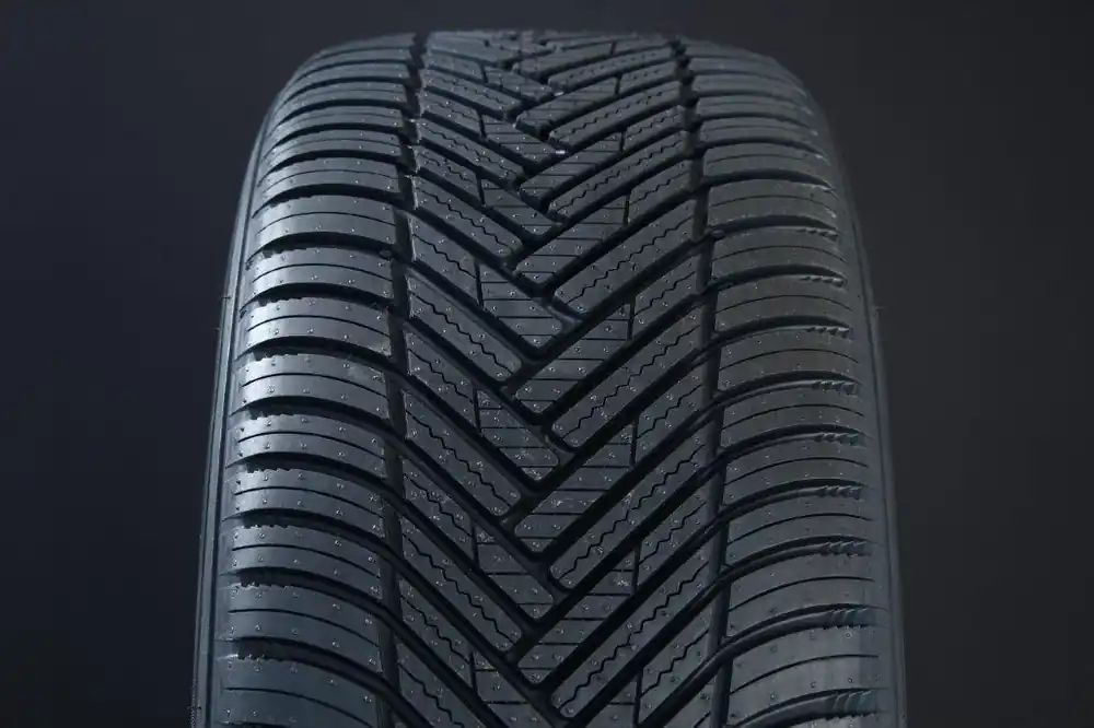Köp nu 185/60R15 Hankook H750 Kinergy 4S 2