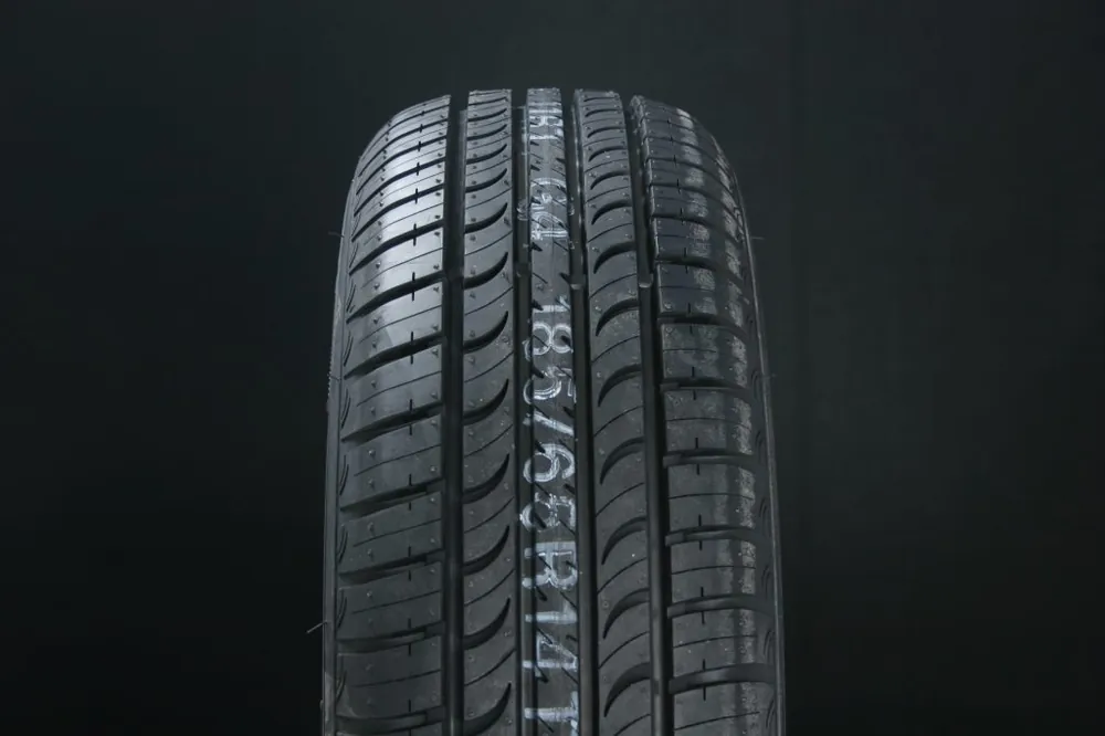 risnedsättning 135/70R15 HANKOOK OPTIMO K715