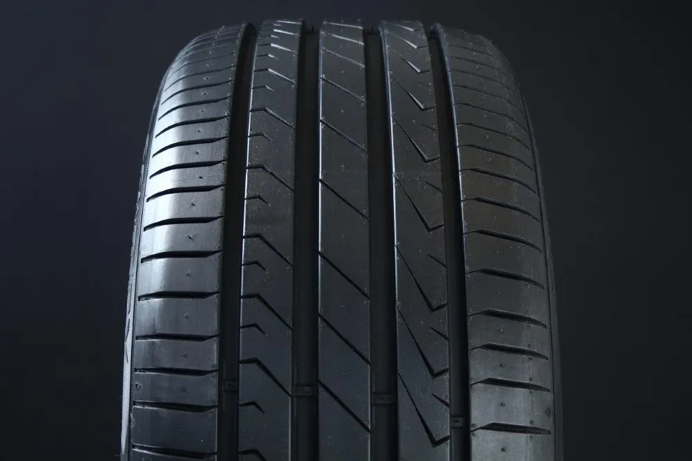 Rea 195/55R15 SENTURY QIRIN 990