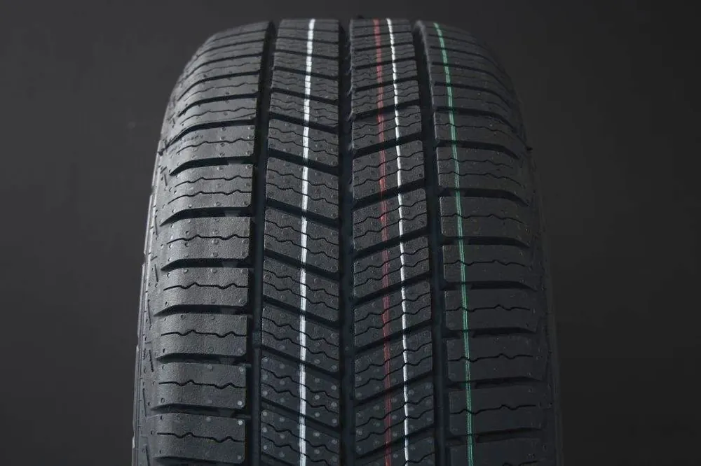 215/65R16 CONTINENTAL VANCONTACT A/S ULTRA C-DÄCK Erbjudandepris