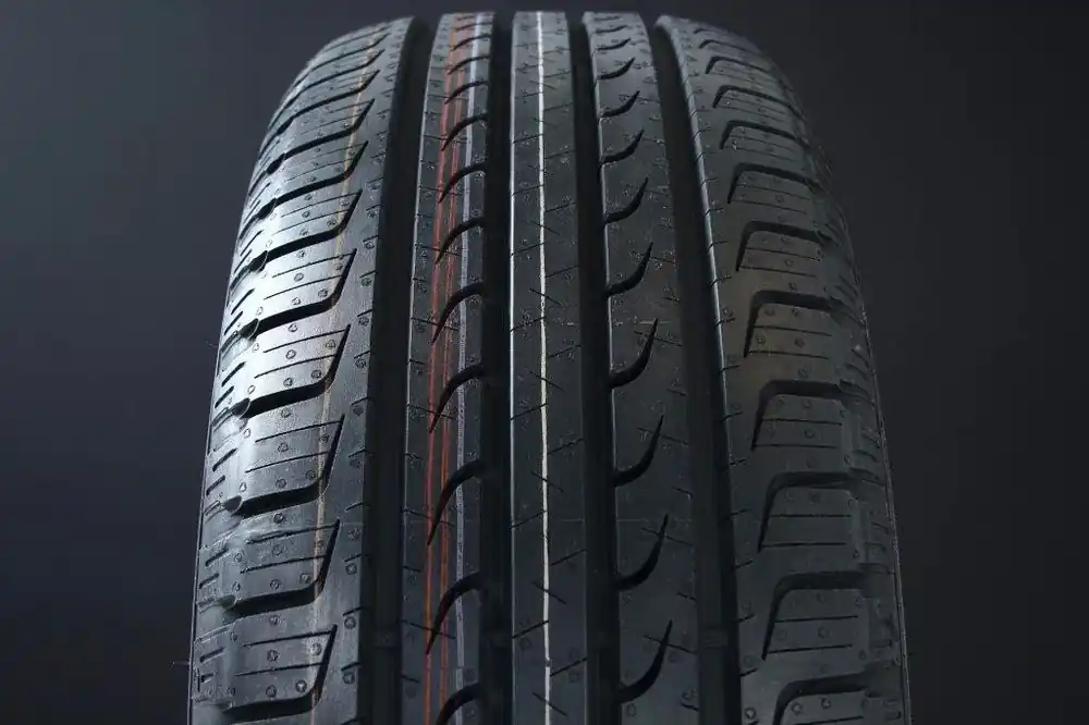 225/60R18 GOODYEAR EFFICIENTGRIP SUV Beställ nu