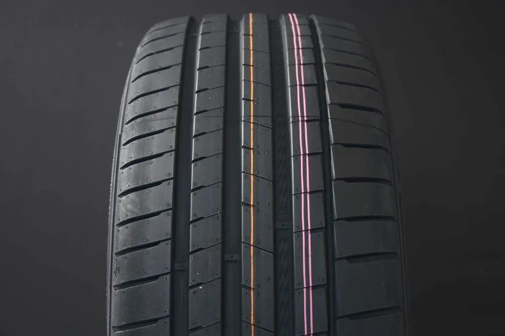 235/45R18 KUMHO ECSTA PS72 EV Kundfavorit
