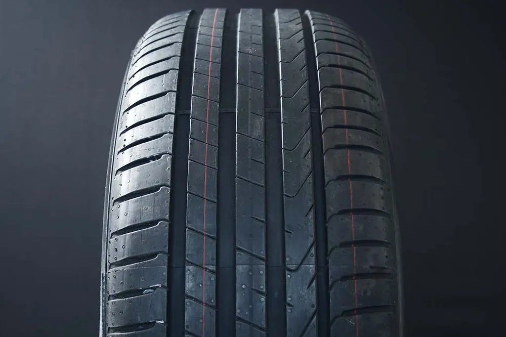 Reapris 235/60R18 PIRELLI SCORPION
