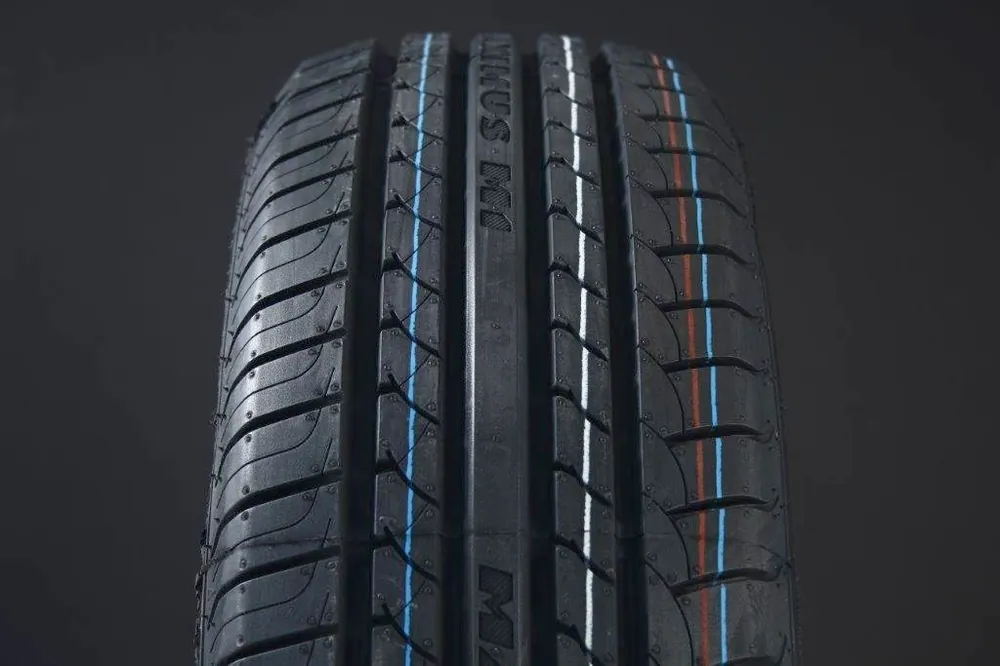 Nyhet 265/35R18 MAXTREK MAXIMUS M1