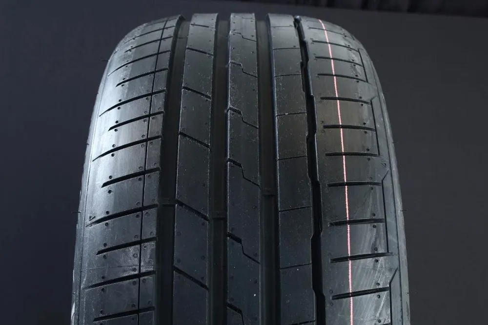 Expressleverans 235/50R20 HANKOOK VENTUS S1 EVO3 K127E DEMO