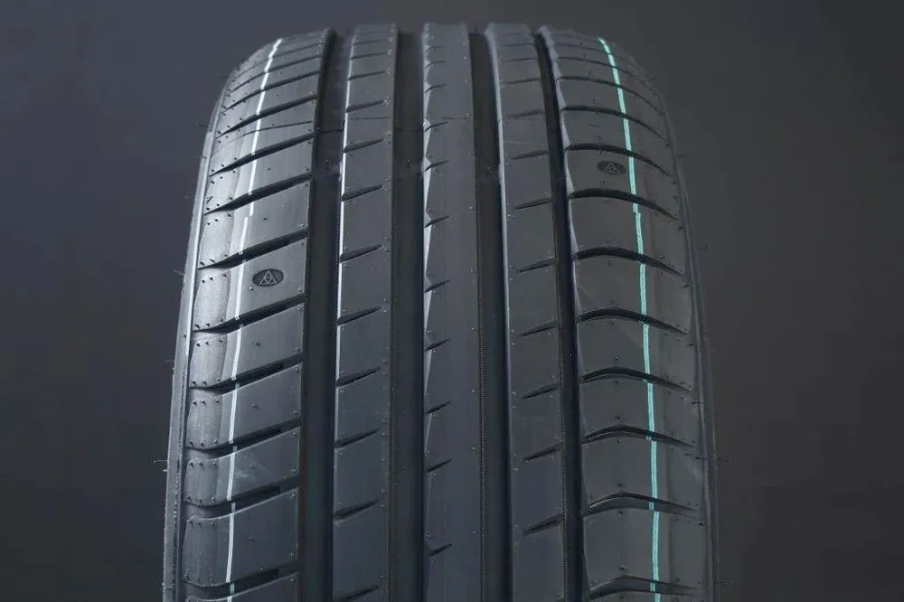 245/35R20 TRIANGLE EFFEXSPORT TH202 Handla nu