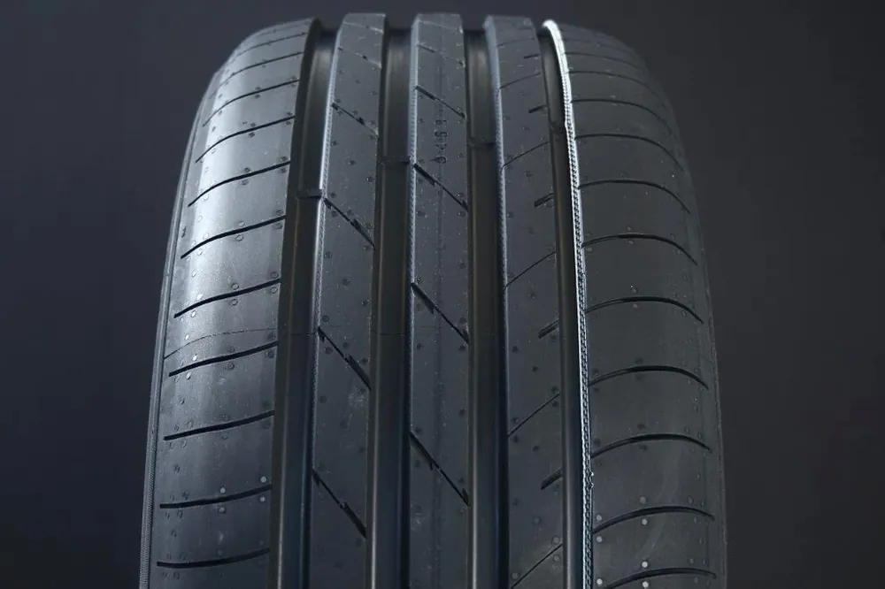 Snabb leverans 255/50R20 NOKIAN HAKKAPELIITTA BLACK 3 SILENTDRIVE
