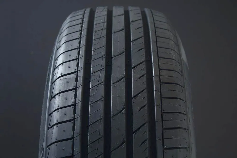 Rabatter 265/45R20 LANDSAIL RAPIDDRAGON SUV