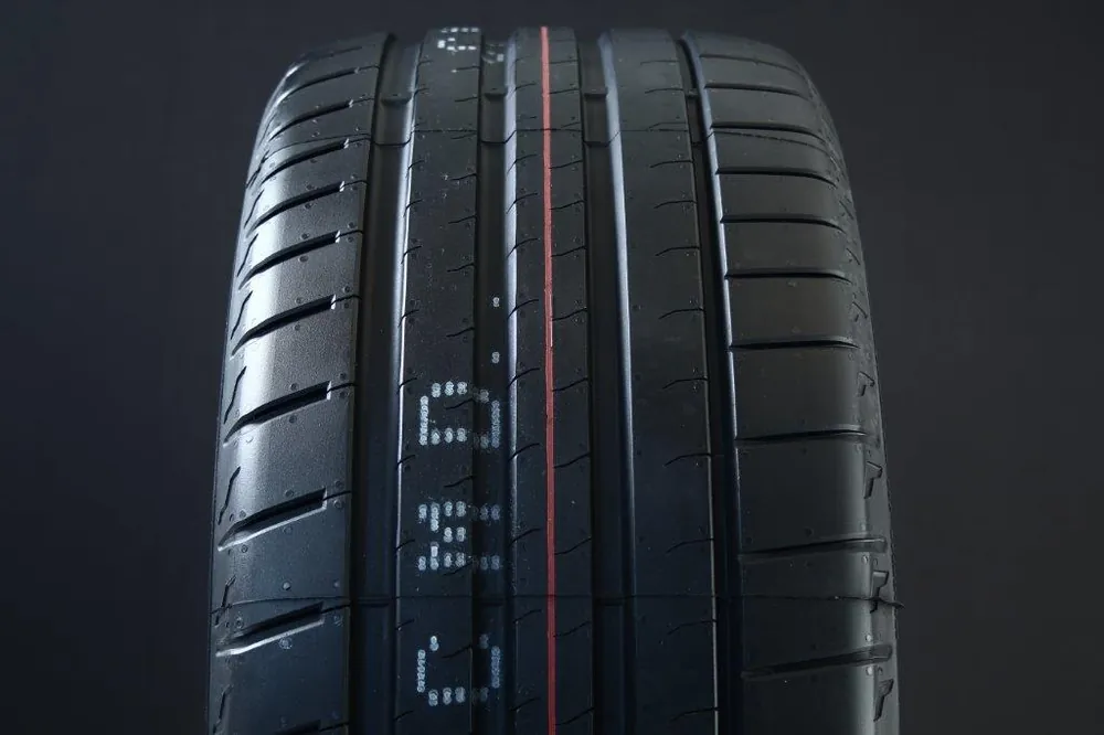 305/35R20 BRIDGESTONE POTENZA SPORT RUNFLAT Snabb leverans