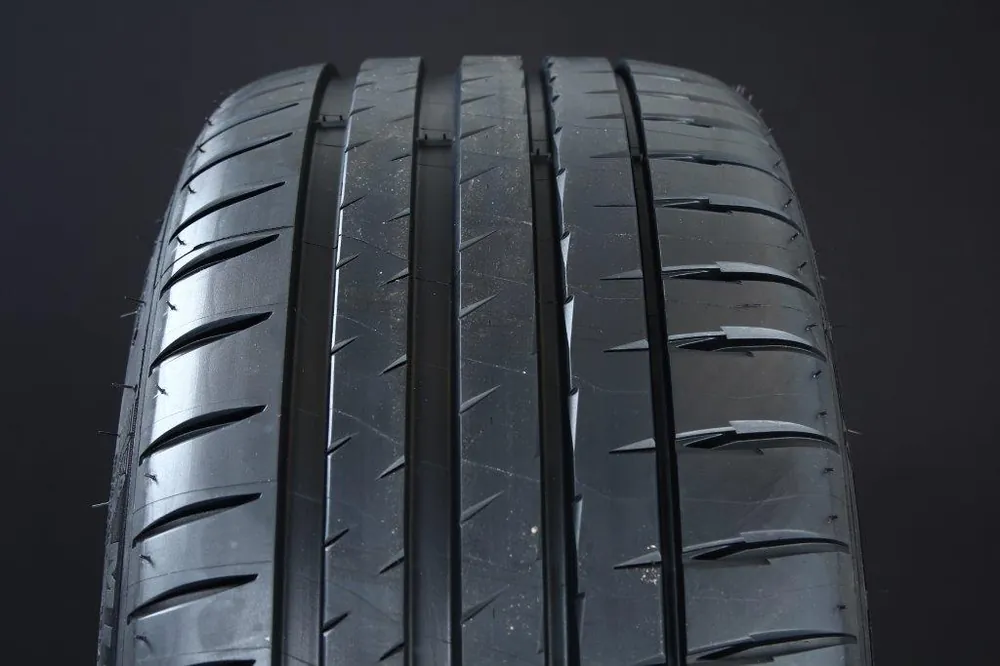 Kampanjpris 265/40R21 MICHELIN PILOT SPORT 4 SUV